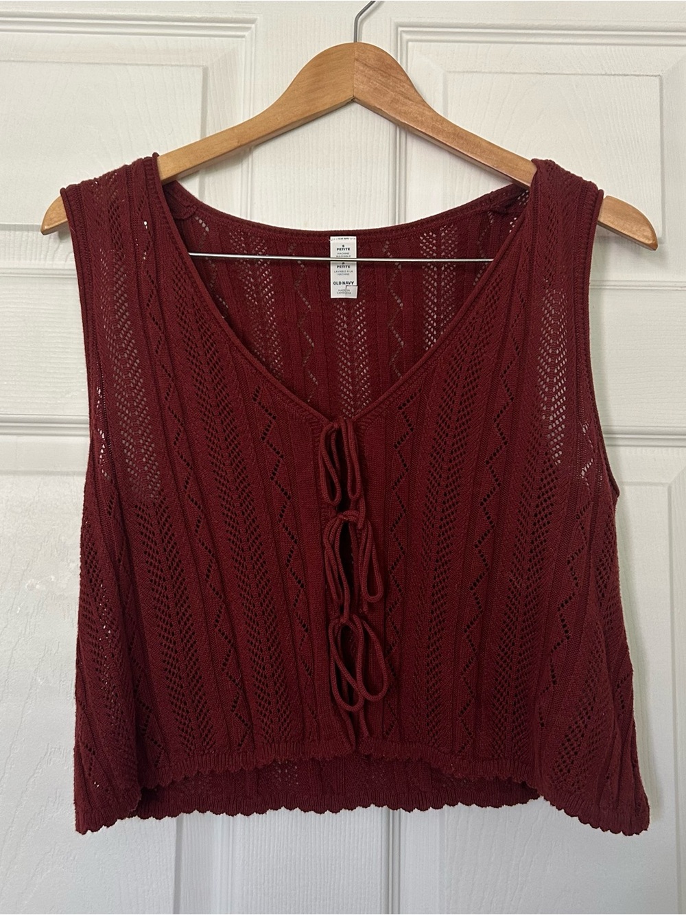 Old Navy Maroon Crochet Tie-Front Tank Top